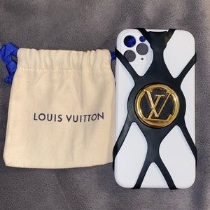 LOUIS VUITTON Louise Black Rubber Silicone Phone Holder Phone Case